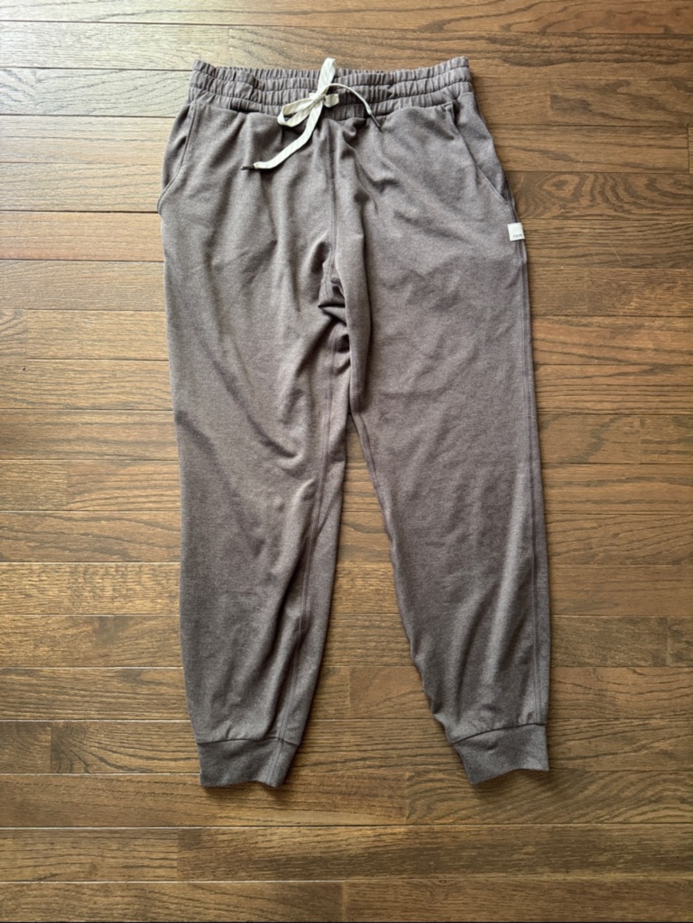 vuori performance joggers